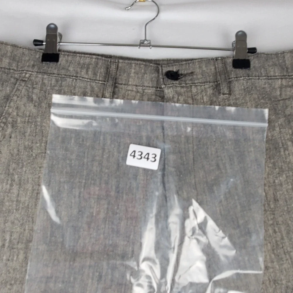 Levi's Chino  Shorts Men's 36‎ Heather Gray Preppy Cotton Stretch Classic Fit